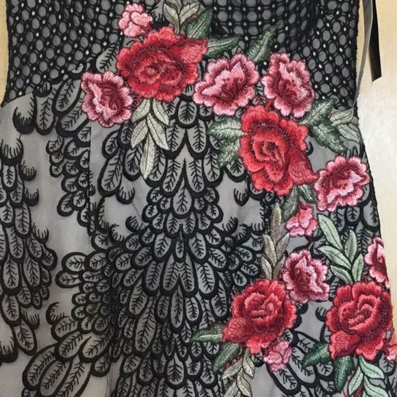 BASIX BLACK LABEL Floral Embroidered Sheer - Picture 5 of 13